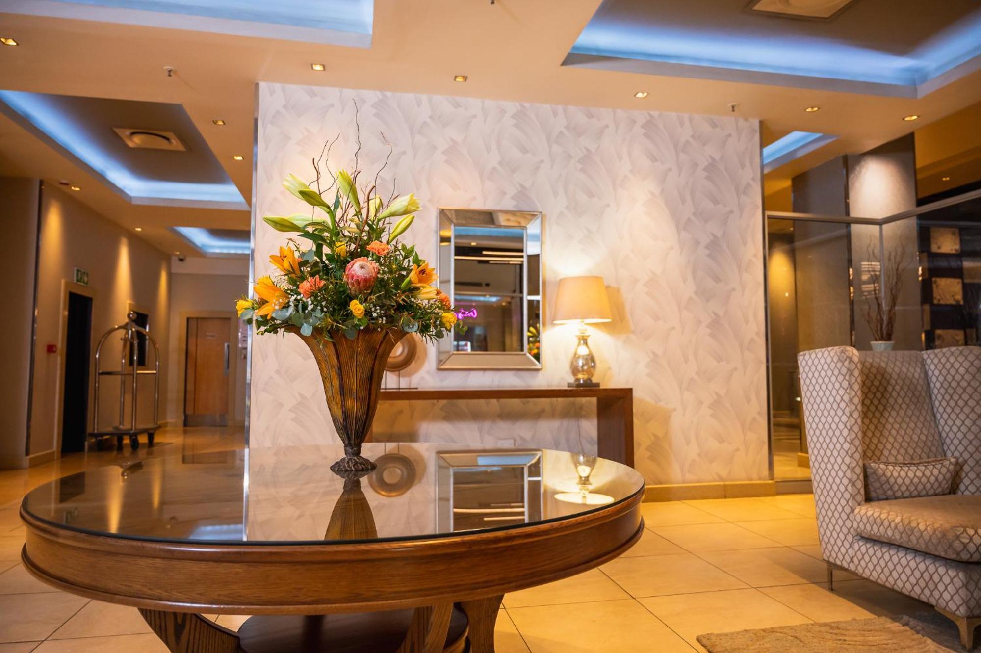 Golden Horse Hotel 彼得马里茨堡 外观 照片